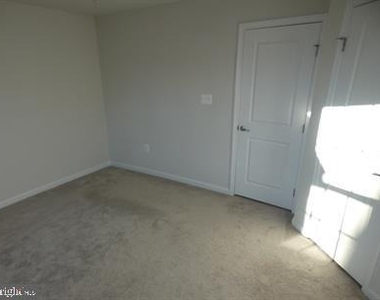 6304 Crittenden Lane - Photo Thumbnail 21