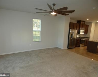 6304 Crittenden Lane - Photo Thumbnail 7