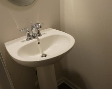 6304 Crittenden Lane - Photo Thumbnail 37