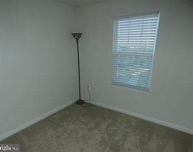 6304 Crittenden Lane - Photo Thumbnail 27