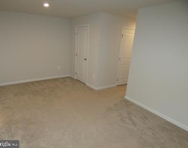 6304 Crittenden Lane - Photo Thumbnail 16
