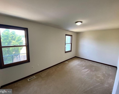 5145 Cottonwood Court - Photo Thumbnail 17