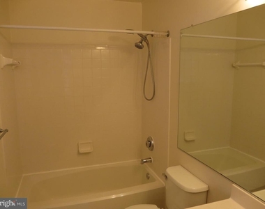 1024 Gardenview Loop - Photo Thumbnail 12