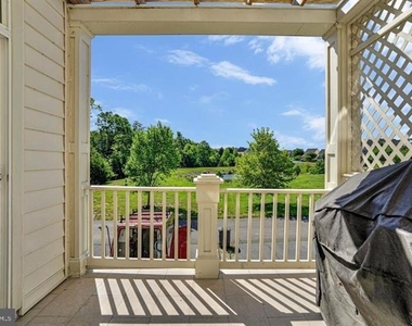 10613 Bristow Station Drive - Photo Thumbnail 23