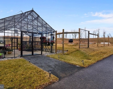 1660 Kirkman Street - Photo Thumbnail 32
