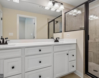 1660 Kirkman Street - Photo Thumbnail 15