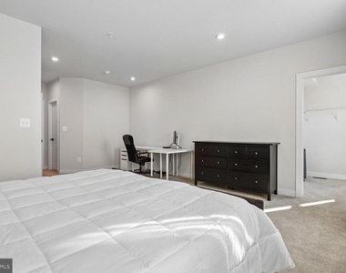 1660 Kirkman Street - Photo Thumbnail 14