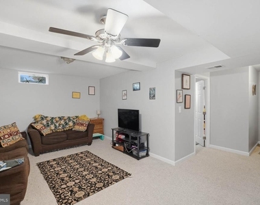 12844 Valleyhill Street - Photo Thumbnail 18