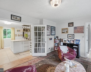 12844 Valleyhill Street - Photo Thumbnail 4