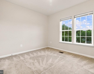 13913 Hollow Wind Way - Photo Thumbnail 41