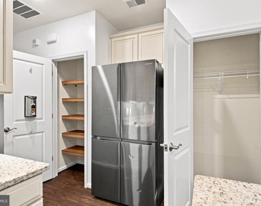 13913 Hollow Wind Way - Photo Thumbnail 17