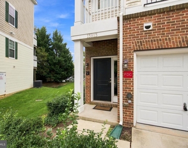 13913 Hollow Wind Way - Photo Thumbnail 2