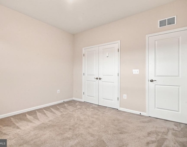 13913 Hollow Wind Way - Photo Thumbnail 38
