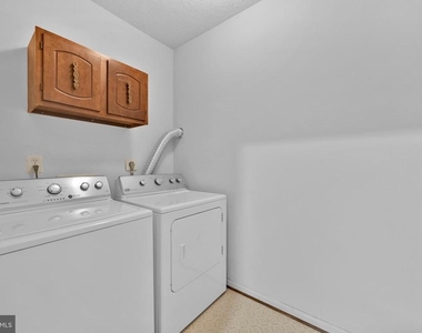 203 Markwood Drive - Photo Thumbnail 24