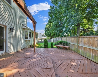 203 Markwood Drive - Photo Thumbnail 32