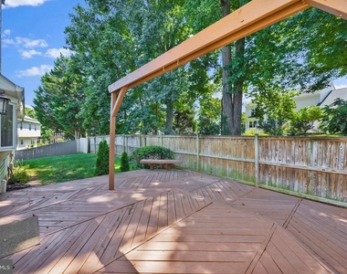 203 Markwood Drive - Photo Thumbnail 31