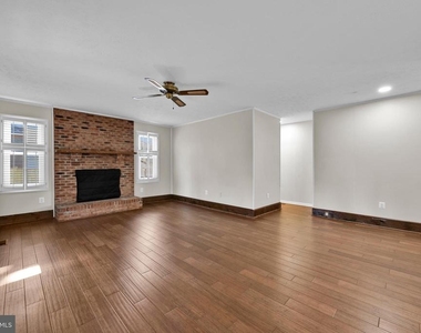 203 Markwood Drive - Photo Thumbnail 16