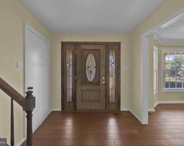 203 Markwood Drive - Photo Thumbnail 5