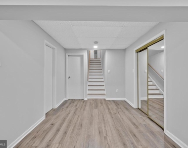 203 Markwood Drive - Photo Thumbnail 25