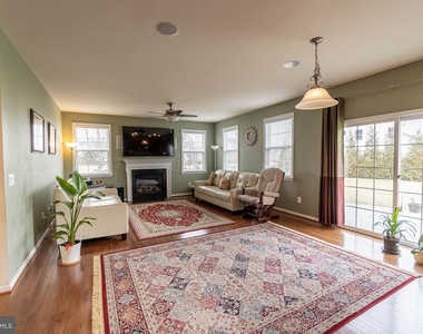 21934 Blackheath Way - Photo Thumbnail 5