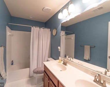 21934 Blackheath Way - Photo Thumbnail 20