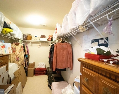 21934 Blackheath Way - Photo Thumbnail 21
