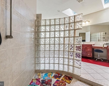 520 Oak Grove Drive - Photo Thumbnail 13