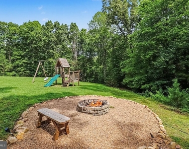 520 Oak Grove Drive - Photo Thumbnail 40
