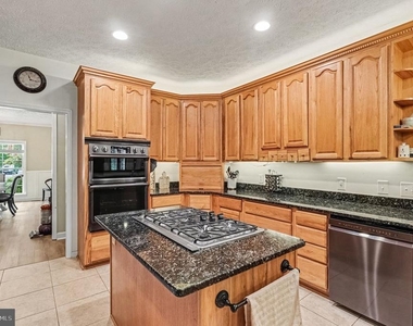 520 Oak Grove Drive - Photo Thumbnail 16