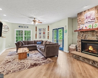 520 Oak Grove Drive - Photo Thumbnail 23