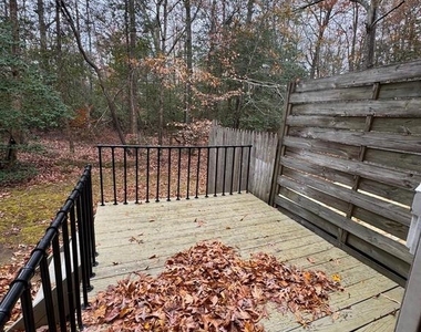 16136 Clarence Court - Photo Thumbnail 7