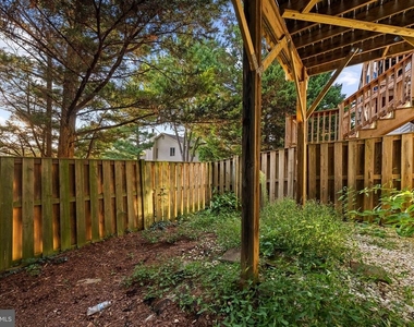 1122 Cypress Tree Place - Photo Thumbnail 26