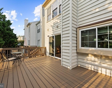 1122 Cypress Tree Place - Photo Thumbnail 24