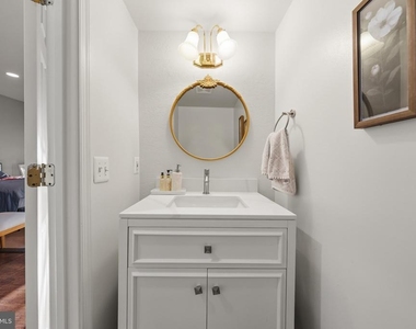 1122 Cypress Tree Place - Photo Thumbnail 5