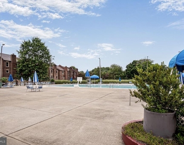 10223 Valentino Drive - Photo Thumbnail 29