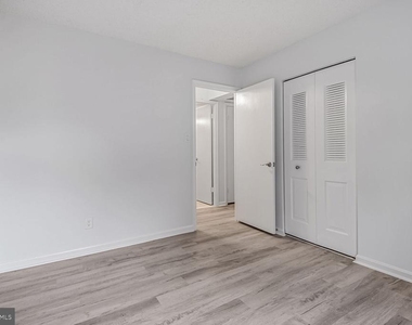 10223 Valentino Drive - Photo Thumbnail 18