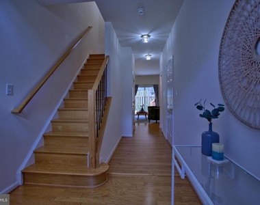 14679 Seasons Drive - Photo Thumbnail 33