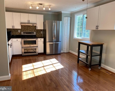 1666 Barnstead Drive - Photo Thumbnail 11