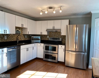1666 Barnstead Drive - Photo Thumbnail 12