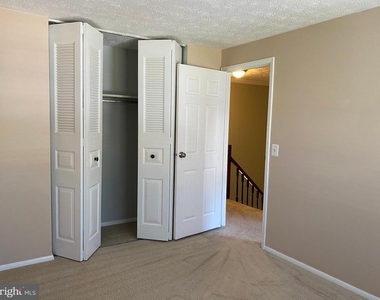 1666 Barnstead Drive - Photo Thumbnail 31