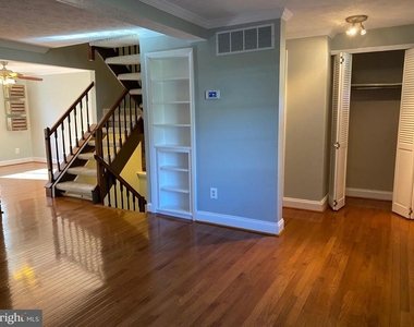 1666 Barnstead Drive - Photo Thumbnail 6