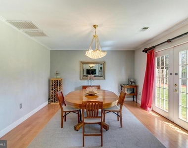 8857 Glenridge Court - Photo Thumbnail 8