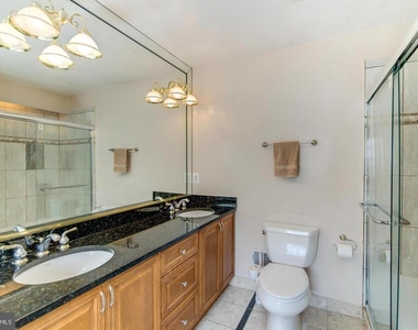 8857 Glenridge Court - Photo Thumbnail 18