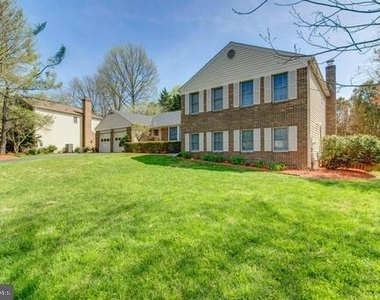 8857 Glenridge Court - Photo Thumbnail 1