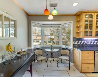 8857 Glenridge Court - Photo Thumbnail 6