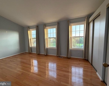 13236 Grand Junction Drive - Photo Thumbnail 6