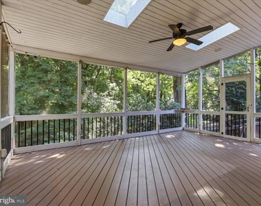 11108 Lochinver Lane - Photo Thumbnail 12
