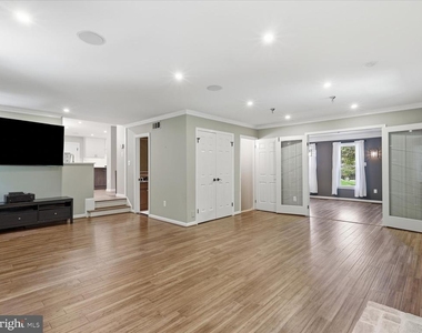 11108 Lochinver Lane - Photo Thumbnail 10