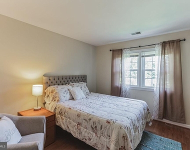 4600 Linmar Court - Photo Thumbnail 21