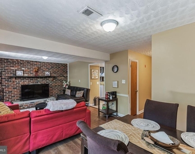 4600 Linmar Court - Photo Thumbnail 15